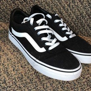 Black vans